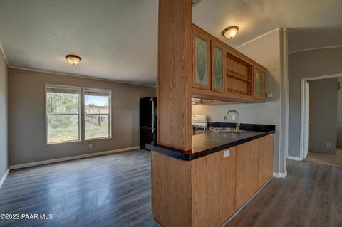 240 E Bramble Dr, Paulden, AZ 86334 photo 10