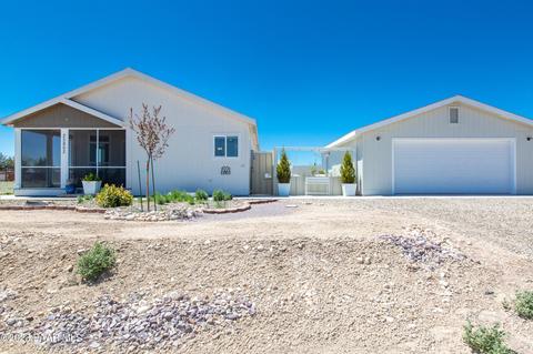25862 Riesling Ln, Paulden, AZ 86334