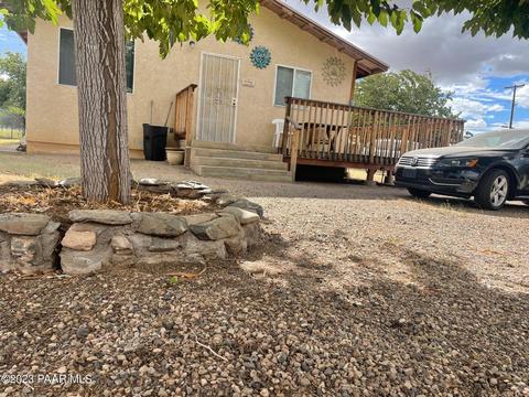 3612 Lark Ln, Kingman, AZ 86409