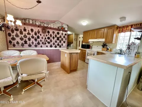 3659 Gerry Ln, Ash Fork, AZ 86320 photo 6