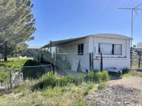 20515 E Cactus Wren Dr, Mayer, AZ 86333