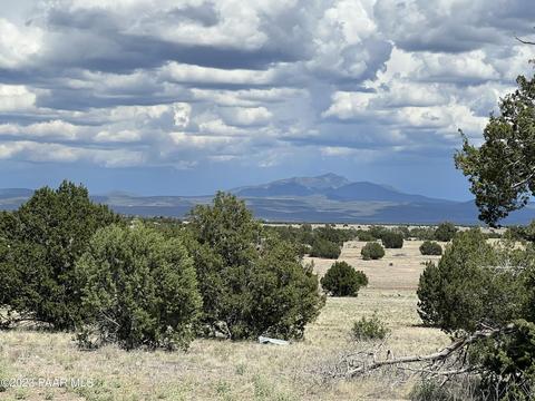 13 Antelope Run Rd # B, Ash Fork, AZ 86320 photo 9