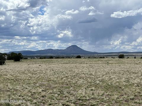 13 Antelope Run Rd # B, Ash Fork, AZ 86320 photo 7