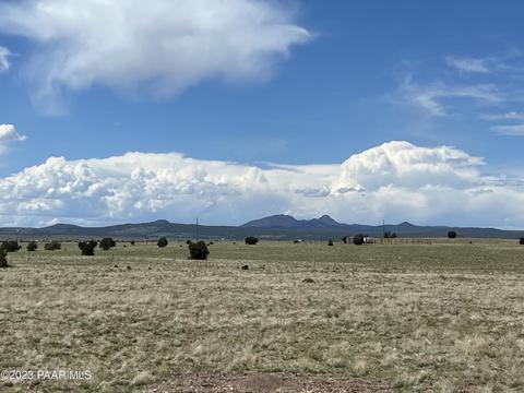 13 Antelope Run Rd # B, Ash Fork, AZ 86320 photo 8