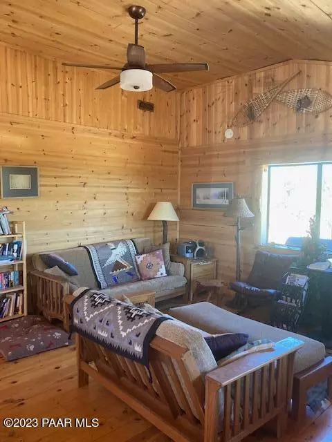 Living - 0 Cattle Dr, Ash Fork, AZ 86320 photo 1 of 2
