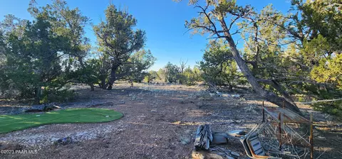 Exterior - 0 Cattle Dr, Ash Fork, AZ 86320 photo 11 of 17