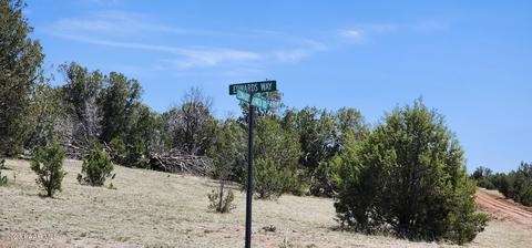 703 N Edwards Rnch Rd, Ash Fork, AZ 86320 photo 10