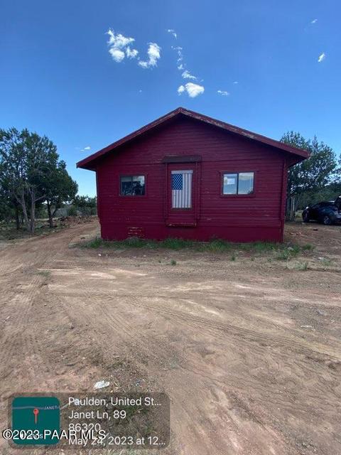 89 W Janet Ln, Ash Fork, AZ 86320