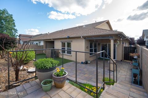 711 N Violinista St, Dewey-humboldt, AZ 86327