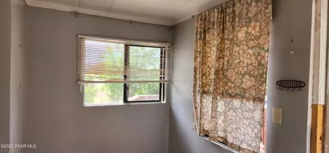 357 Maple Ave, Ash Fork, AZ 86320 photo 8
