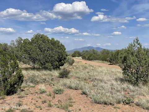 1950 Joseph Dr, Ash Fork, AZ 86320 photo 9