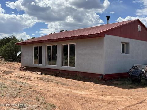 41300 N Cattle Dr, Ash Fork, AZ 86320 photo 1