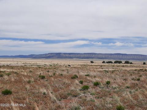0 Tear Drop Rd, Seligman, AZ 86337