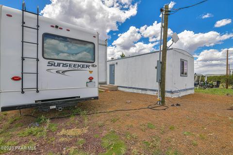 4009 N Double A Ranch Rd, Ash Fork, AZ 86320 photo 3