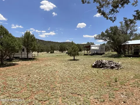 47417 N Independence Pl, Seligman, AZ 86337