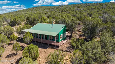 42387 W Slow Creek Rd, Seligman, AZ 86337