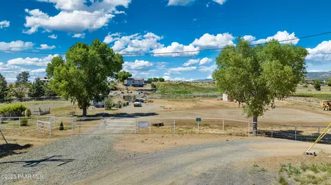 1310 S Cherry Cir, Dewey-humboldt, AZ 86327