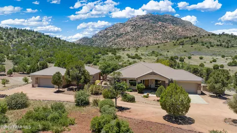 7090 N Old Cornfield Ln, Prescott, AZ 86305