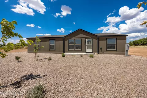 25129 N Constitution Dr, Paulden, AZ 86334