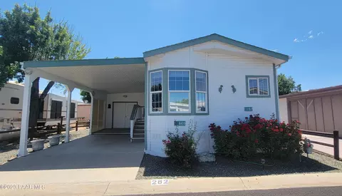 860 N Country View Space Apt 282 Dr, Dewey-humboldt, AZ 86327