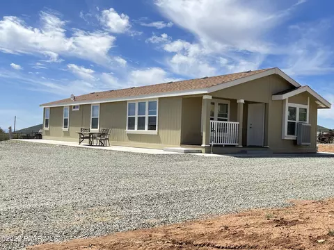 1045 Seminole Cir, Dewey, AZ 86327