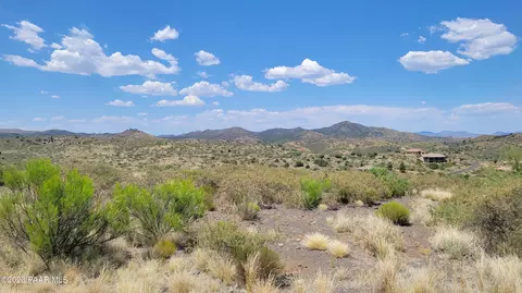 15190 E Countryside Rd, Mayer, AZ 86333