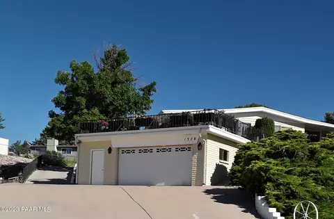 1328 N Chestnut Trl, Dewey, AZ 86327