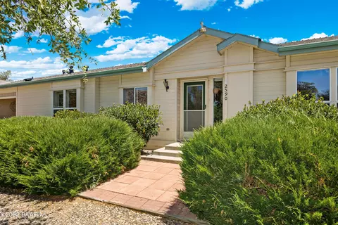 2590 W Glenshandra Dr, Prescott, AZ 86305