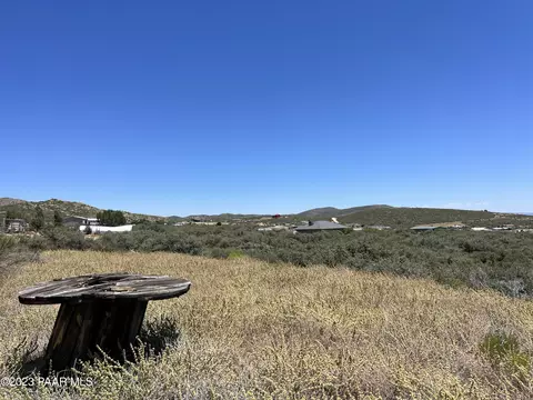 1935 N Barnard Way, Dewey-humboldt, AZ 86327