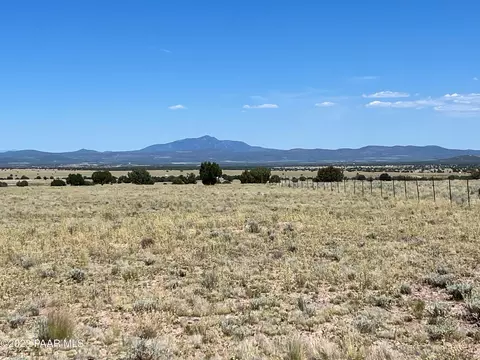 268 Off Of Wooden Wheel, Ash Fork, AZ 86320