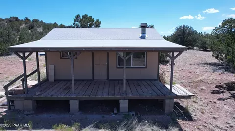 57887 Potrero Pkwy, Seligman, AZ 86337