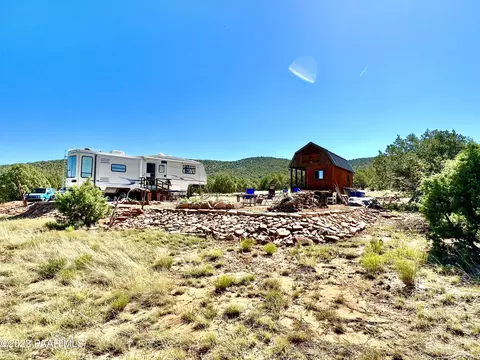 134 W Northview Blvd, Ash Fork, AZ 86320