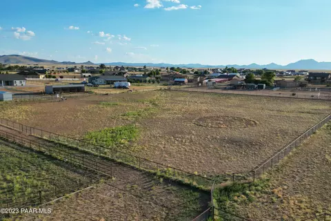 7425 E Trottin Down Rd, Prescott Valley, AZ 86315