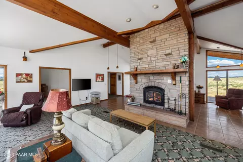 6627 W Antelope Run Rd, Ash Fork, AZ 86320 photo 13