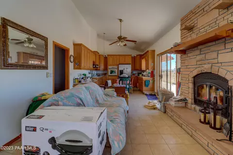 6627 W Antelope Run Rd, Ash Fork, AZ 86320 photo 18