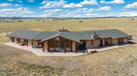 6627 W Antelope Run Rd, Ash Fork, AZ 86320 photo 4