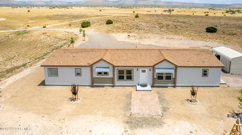 2765 W Milk Ranch Trl, Paulden, AZ 86334
