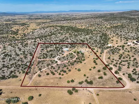2070 E Prescott Ranch Rd, Paulden, AZ 86334
