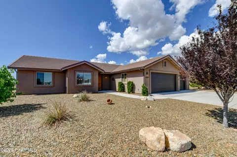 10169 E Old Black Canyon Hwy, Dewey-humboldt, AZ 86327