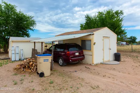 415 E Robin Rd, Paulden, AZ 86334 photo 21