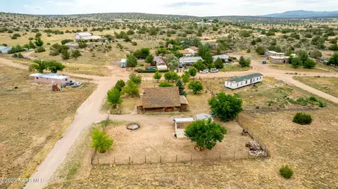 415 E Robin Rd, Paulden, AZ 86334 photo 26