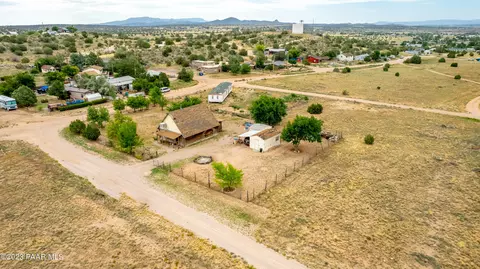 415 E Robin Rd, Paulden, AZ 86334 photo 24
