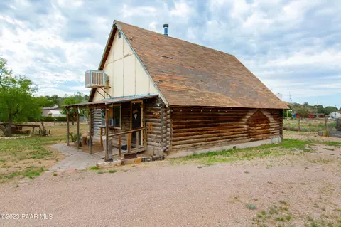 415 E Robin Rd, Paulden, AZ 86334 photo 22