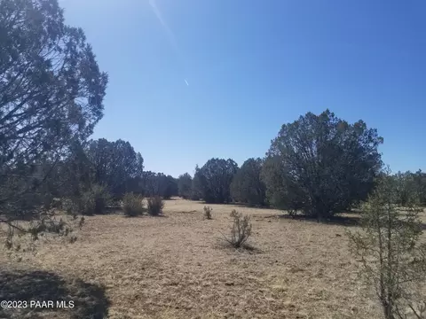 160 Juniperwood Rnch, Ash Fork, AZ 86320