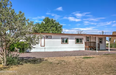 25370 N Ironwood Dr, Paulden, AZ 86334