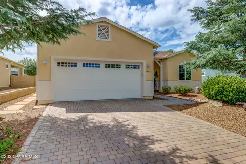 13051 E Ramos St, Dewey-humboldt, AZ 86327
