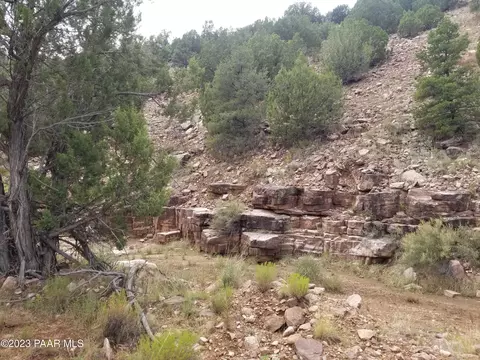 Lot 20 Horse Play, Ash Fork, AZ 86320