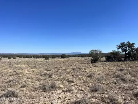 135 SW Boars Breath Rd, Ash Fork, AZ 86320 photo 6