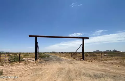 Xx10g N 529th Avenue, Aguila, AZ 85320