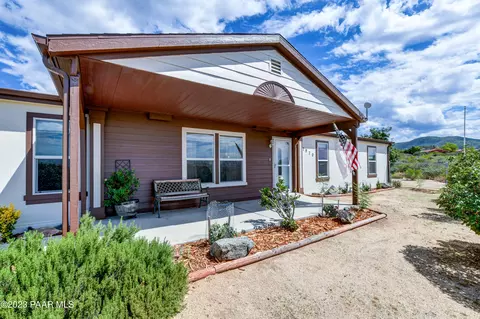 7970 W Hampton Rd, Kirkland, AZ 86332